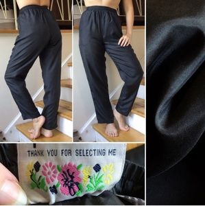 VTG 100% Silk Details Sportswear Windbreaker Pants